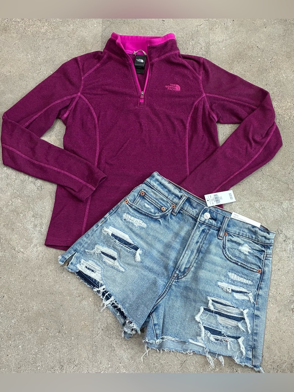 Womens AMERICAN EAGLE/NORTH FACE High Rise 90’s Boyfriend Shorts/Pullover, sz 4